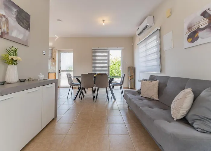 Mespila_ * Ayia Napa